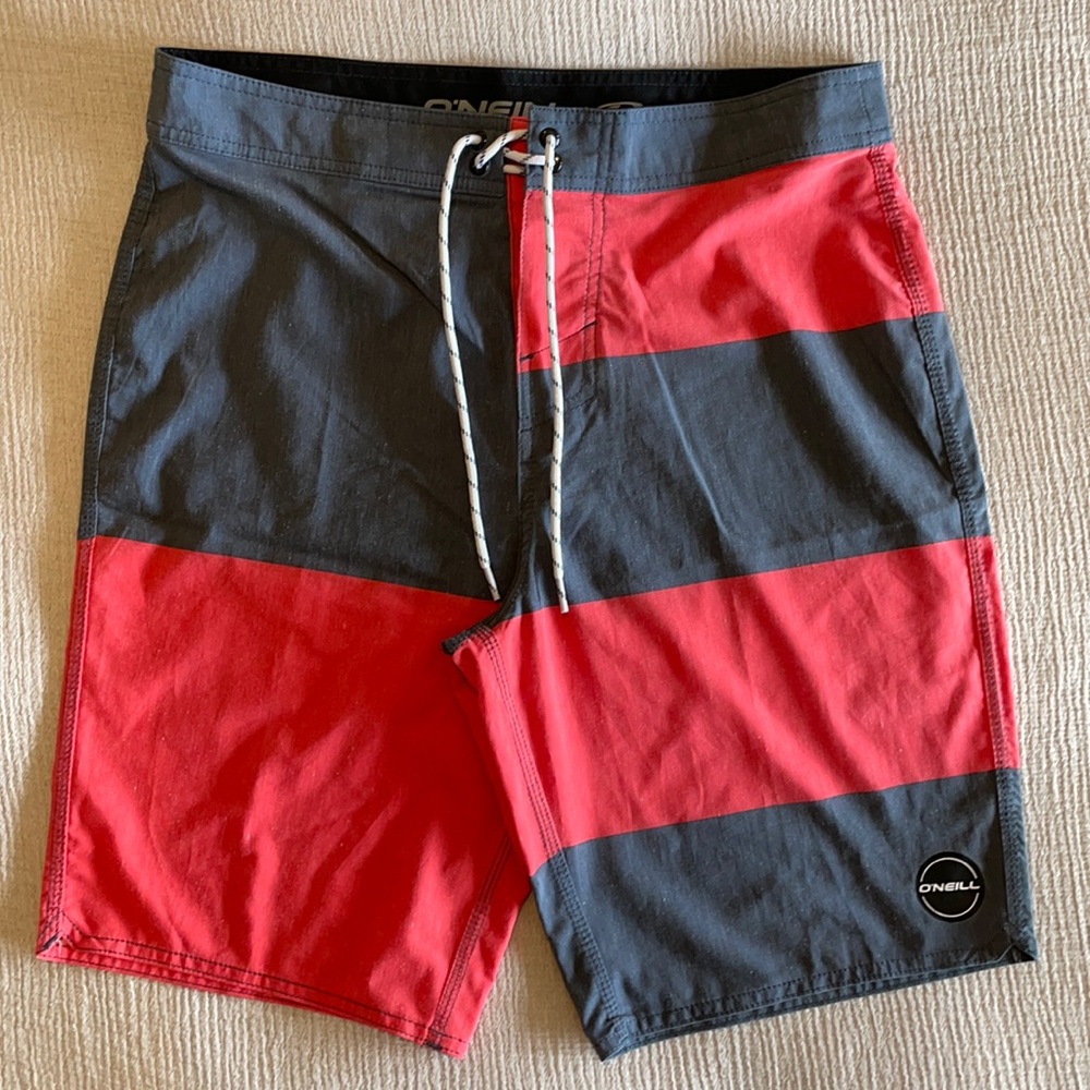 Men’s O’Neill Board-shorts size 32